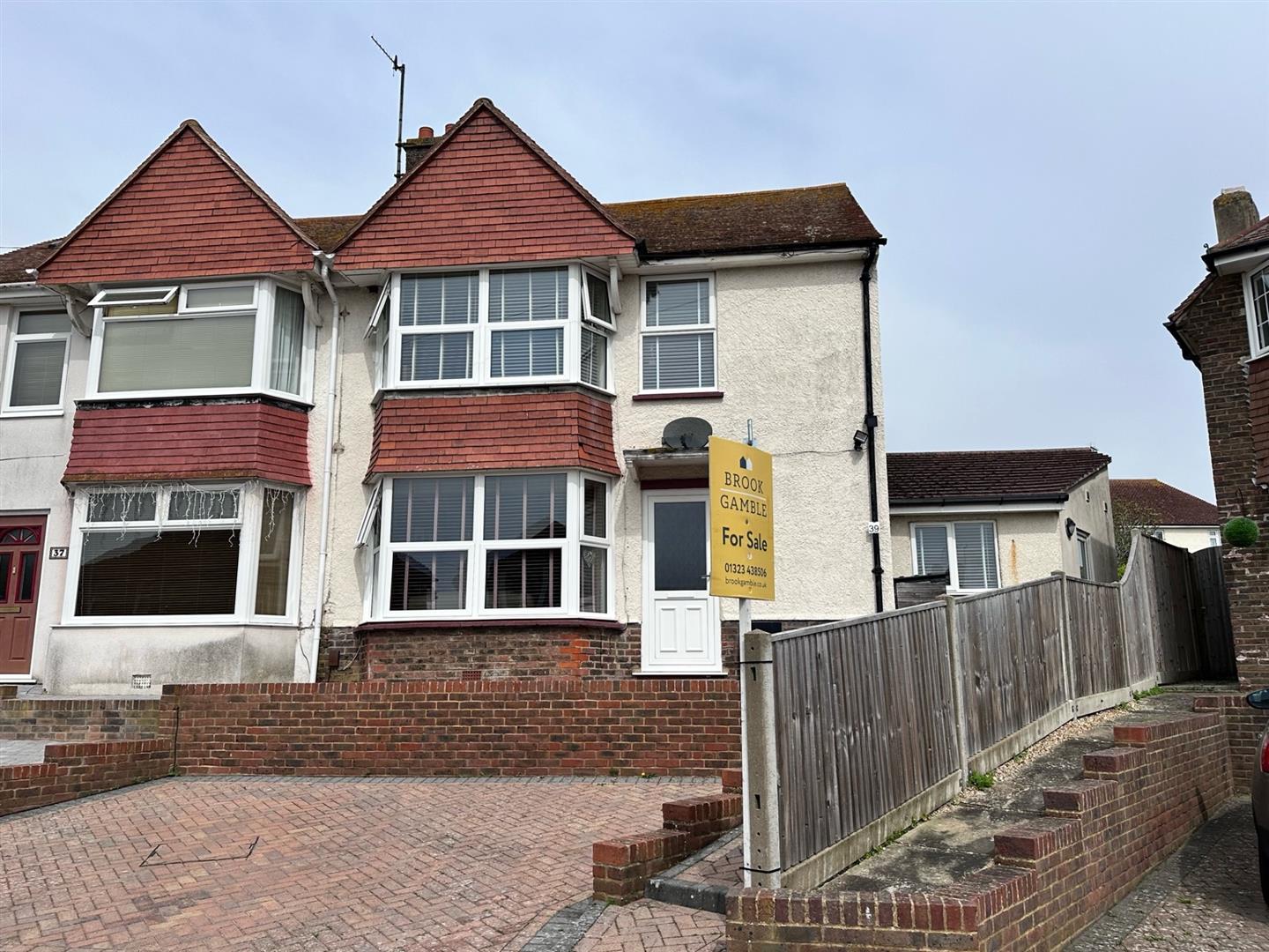 For Sale House in The Crescent, Eastbourne